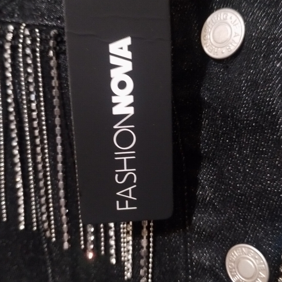 Fashion Nova kourt embellished denim mini dress. Black. Size S - Picture 4 of 6